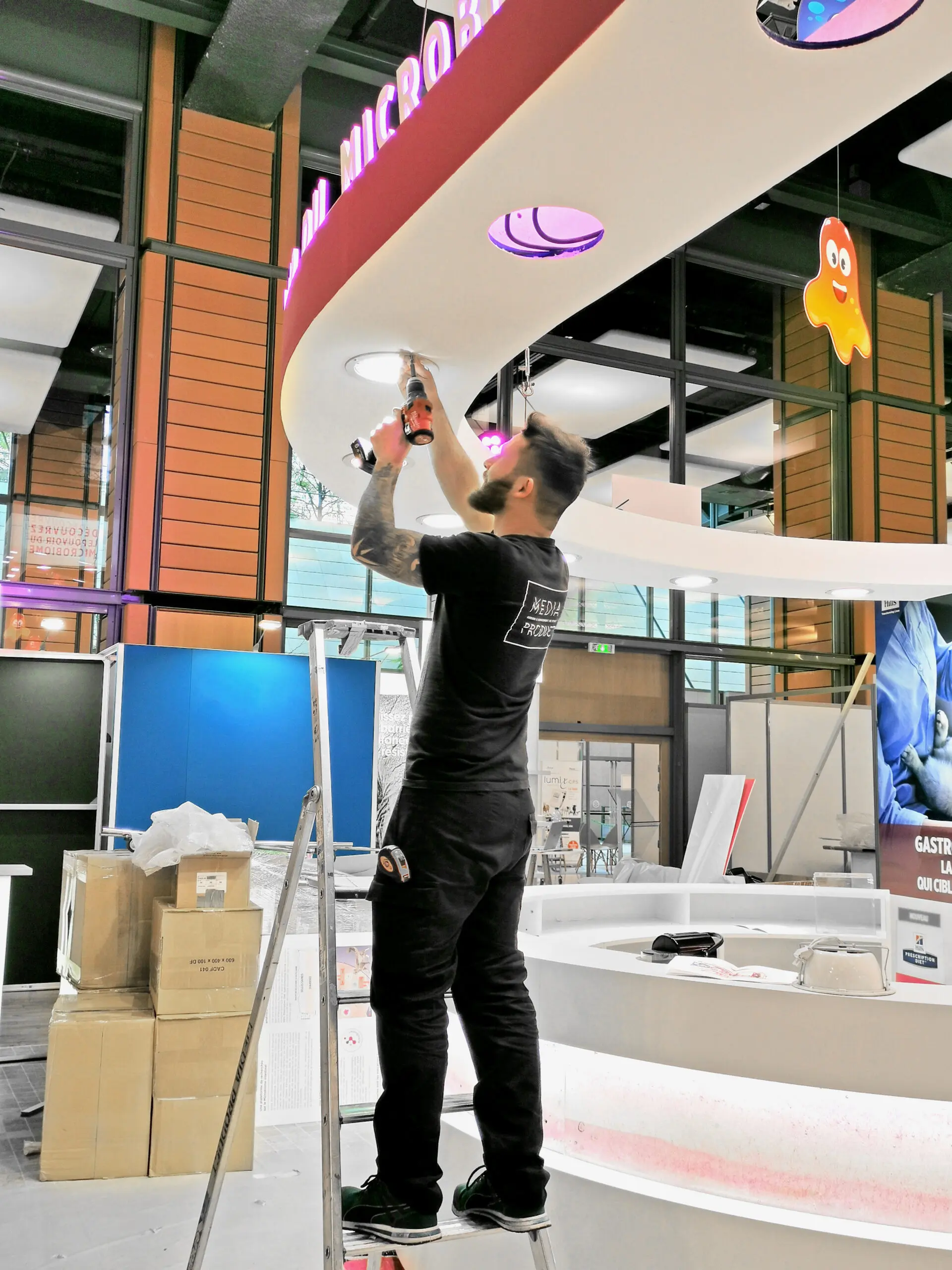 expertises-montage-stand-media-product.jpg